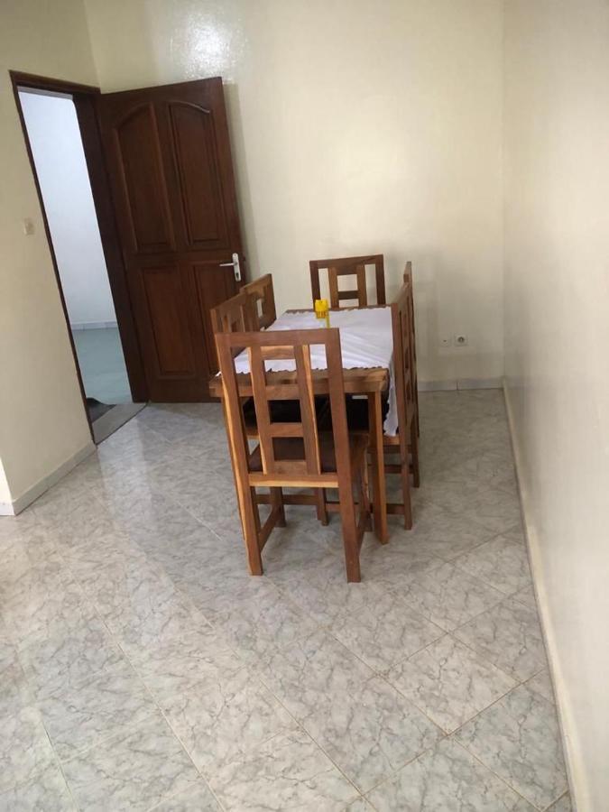 Appartement Luxueux Ντακάρ Εξωτερικό φωτογραφία